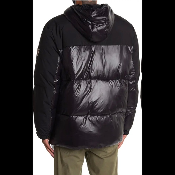 Guess colorblock puffer jacket men - Picture 2 of 11